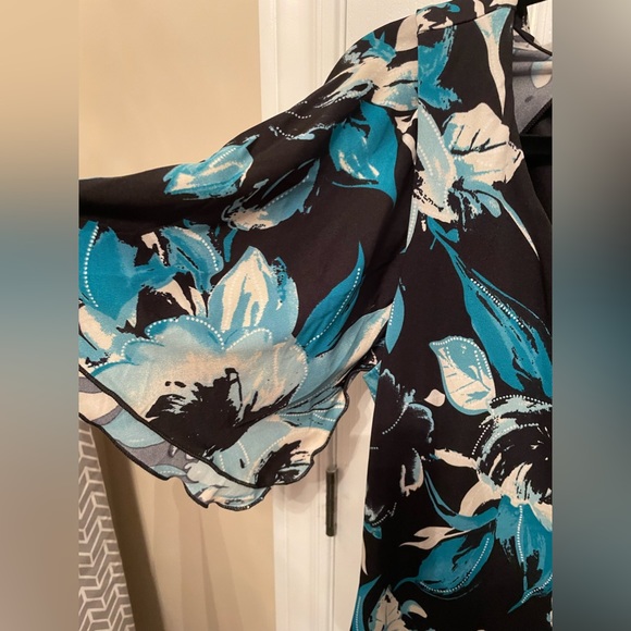 Cleo floral dress - Medium - Picture 5 of 6